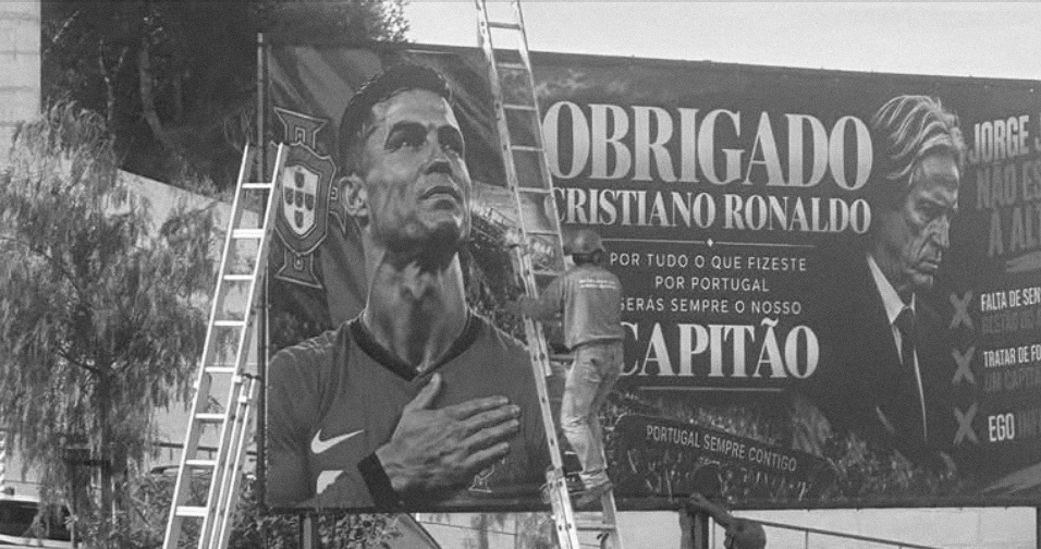 Cartazes de apoio a Cristiano Ronaldo foram retirados