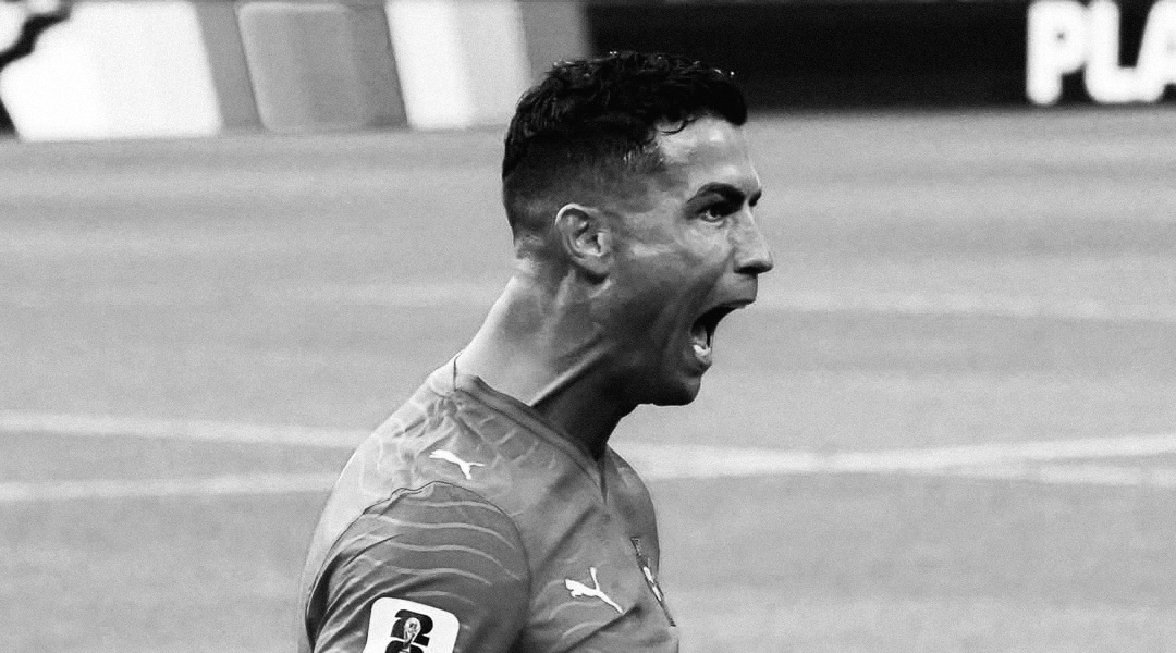A lenda continua: Ronaldo marca 3 golos na vitória do Al-Nassr